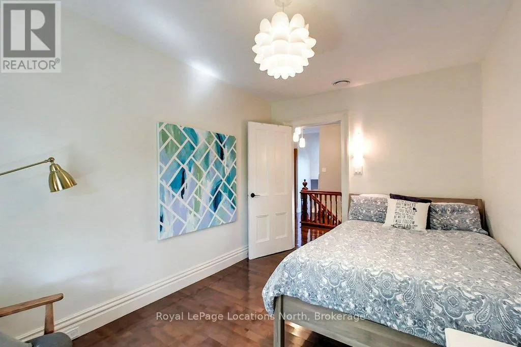 138 BRUCE STREET S