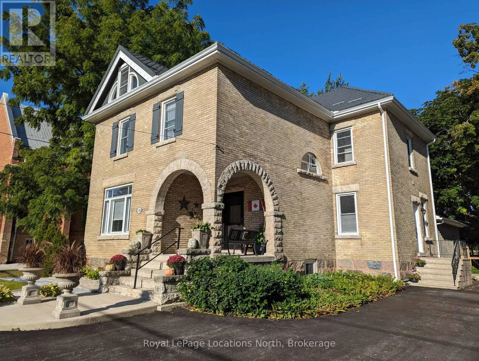 138 BRUCE STREET S