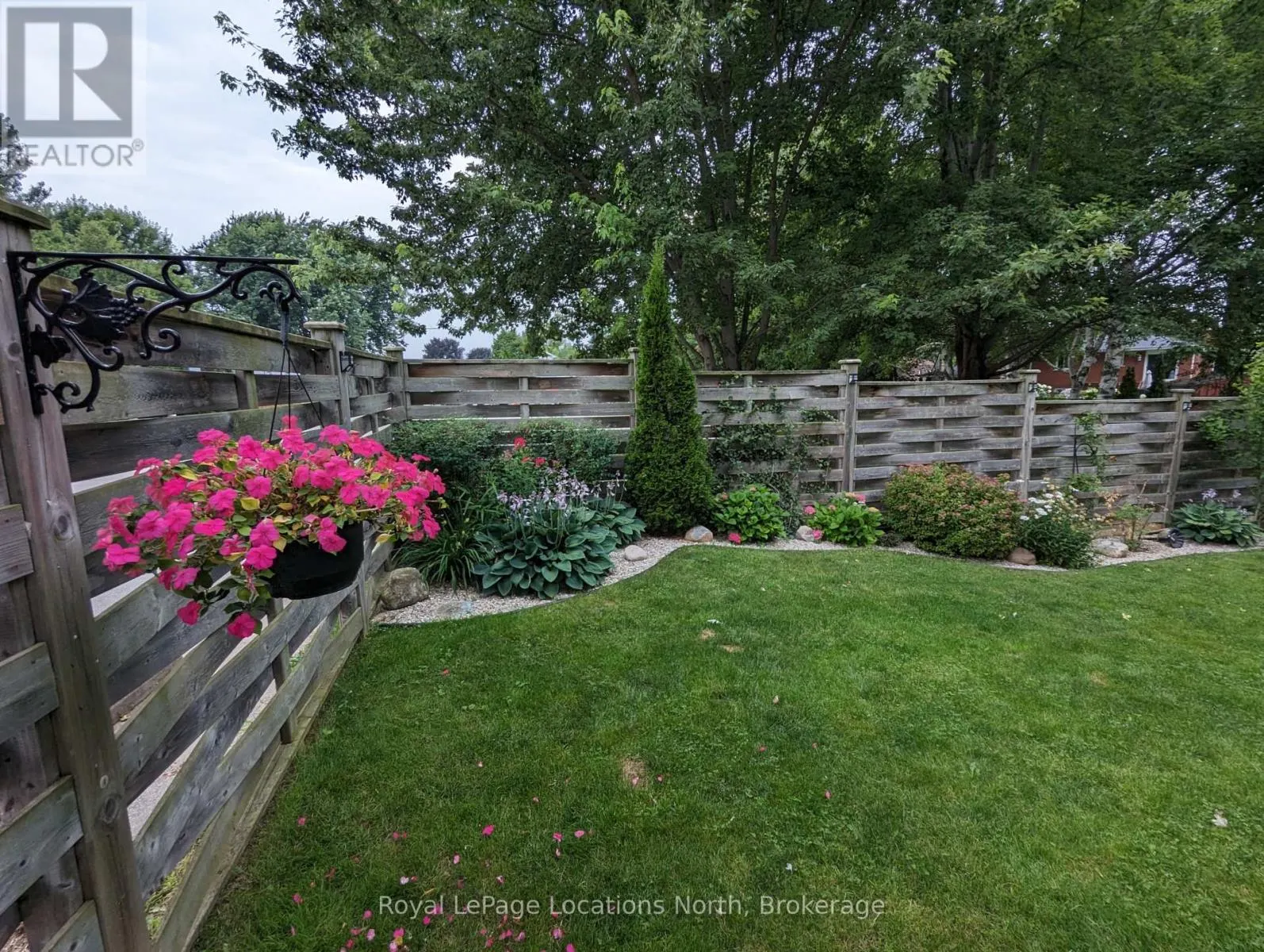 138 BRUCE STREET S