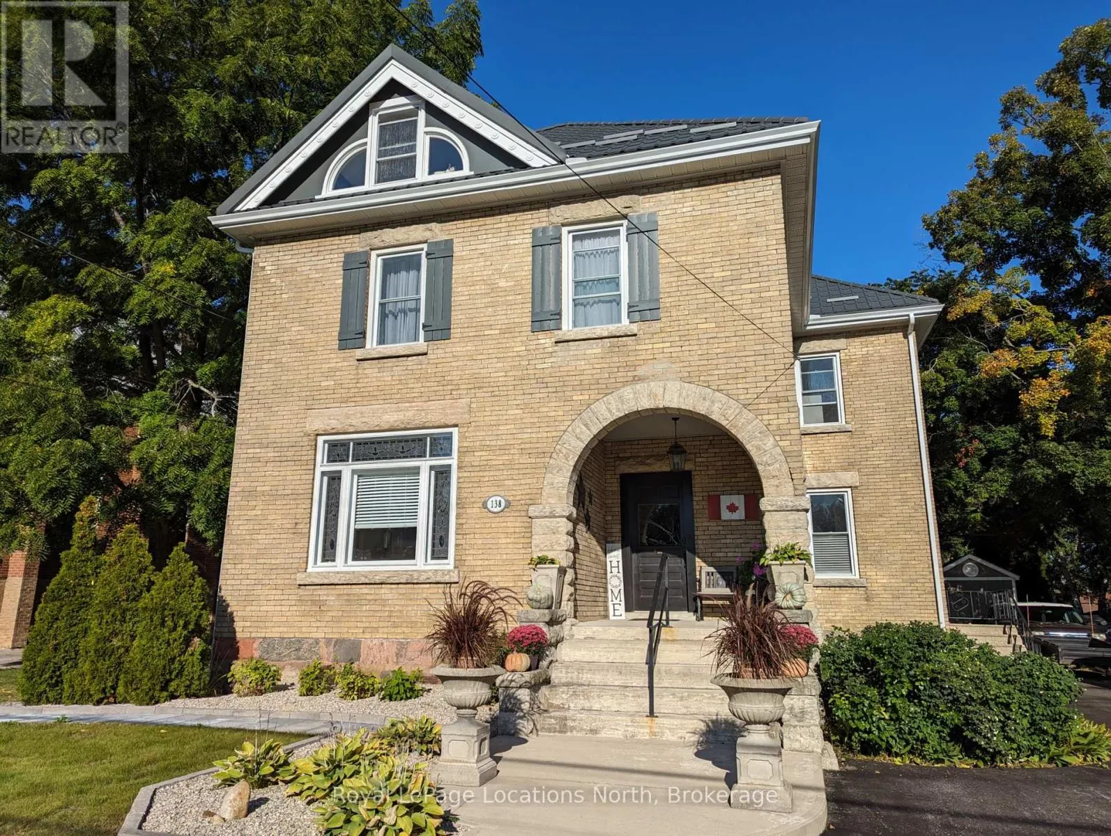 138 BRUCE STREET S