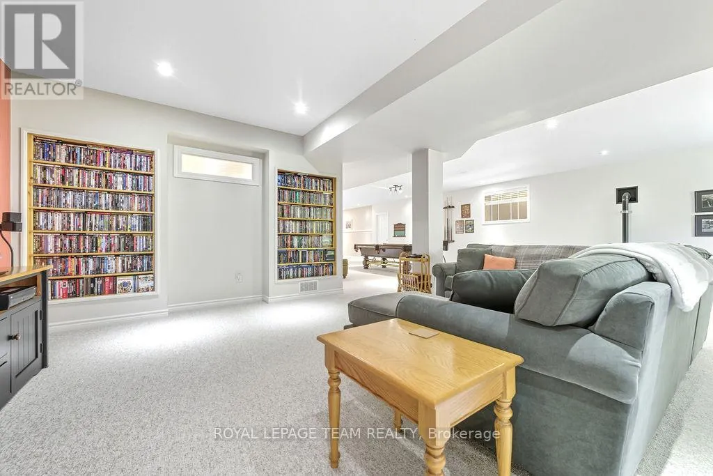 698 BARRYVALE ROAD