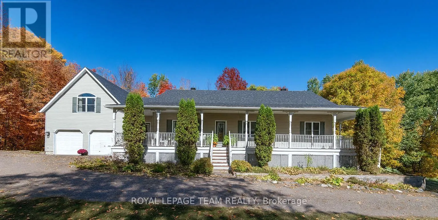 698 BARRYVALE ROAD