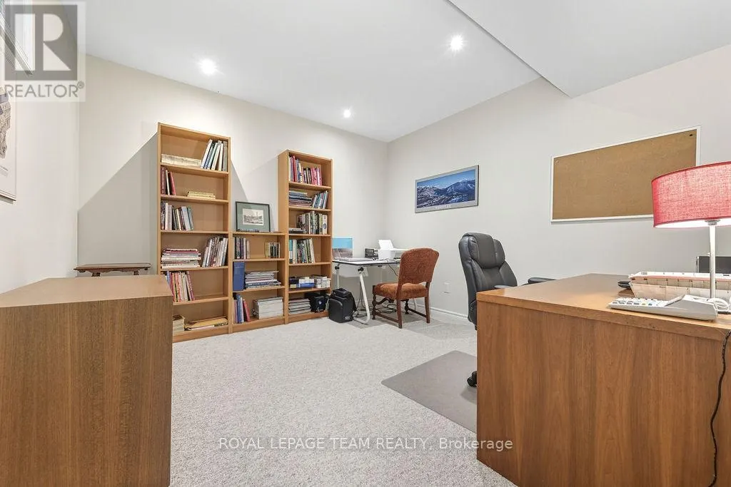 698 BARRYVALE ROAD