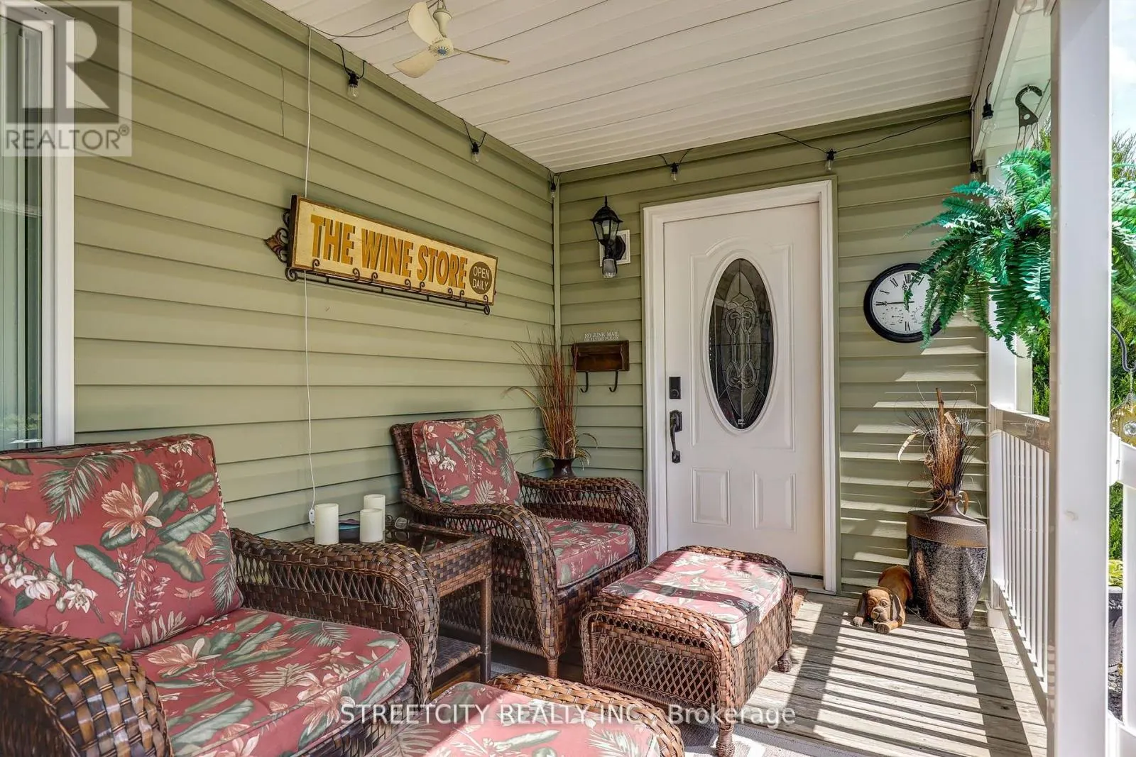 481 RICHARD CRESCENT