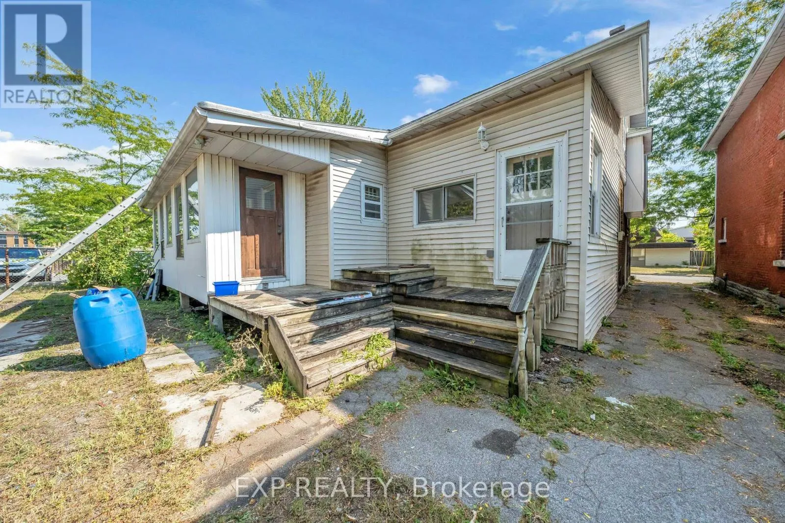290 DIVISION STREET
