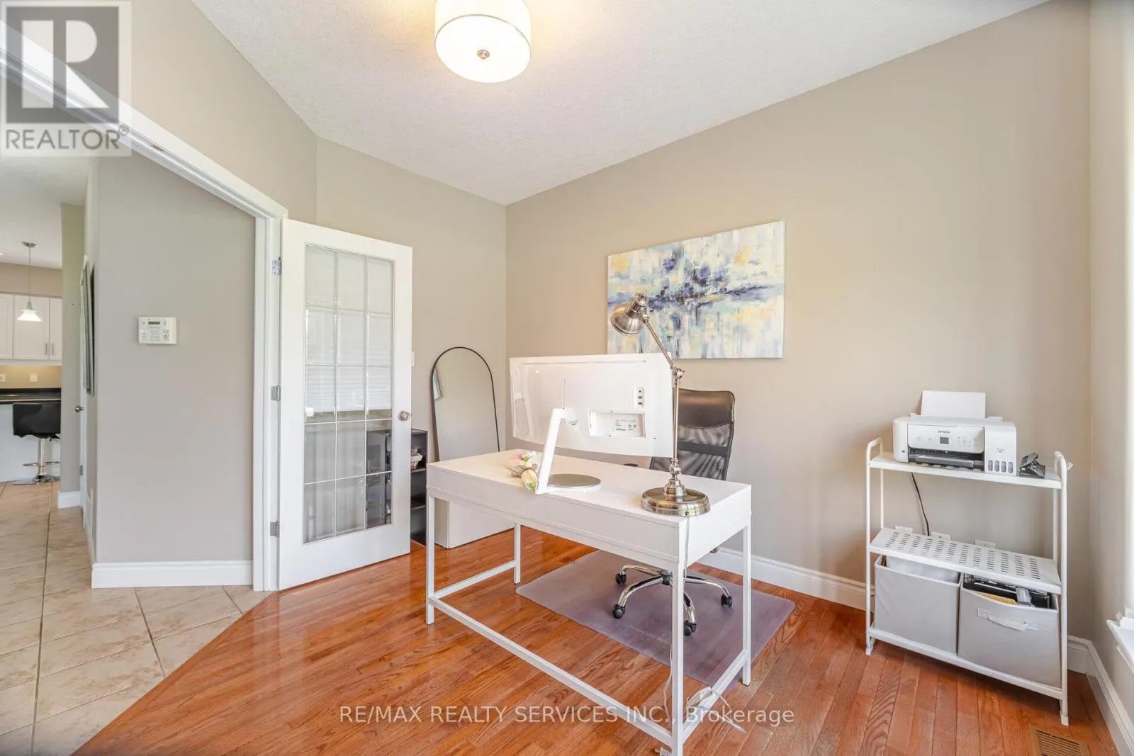 24 BROOKHAVEN CRESCENT