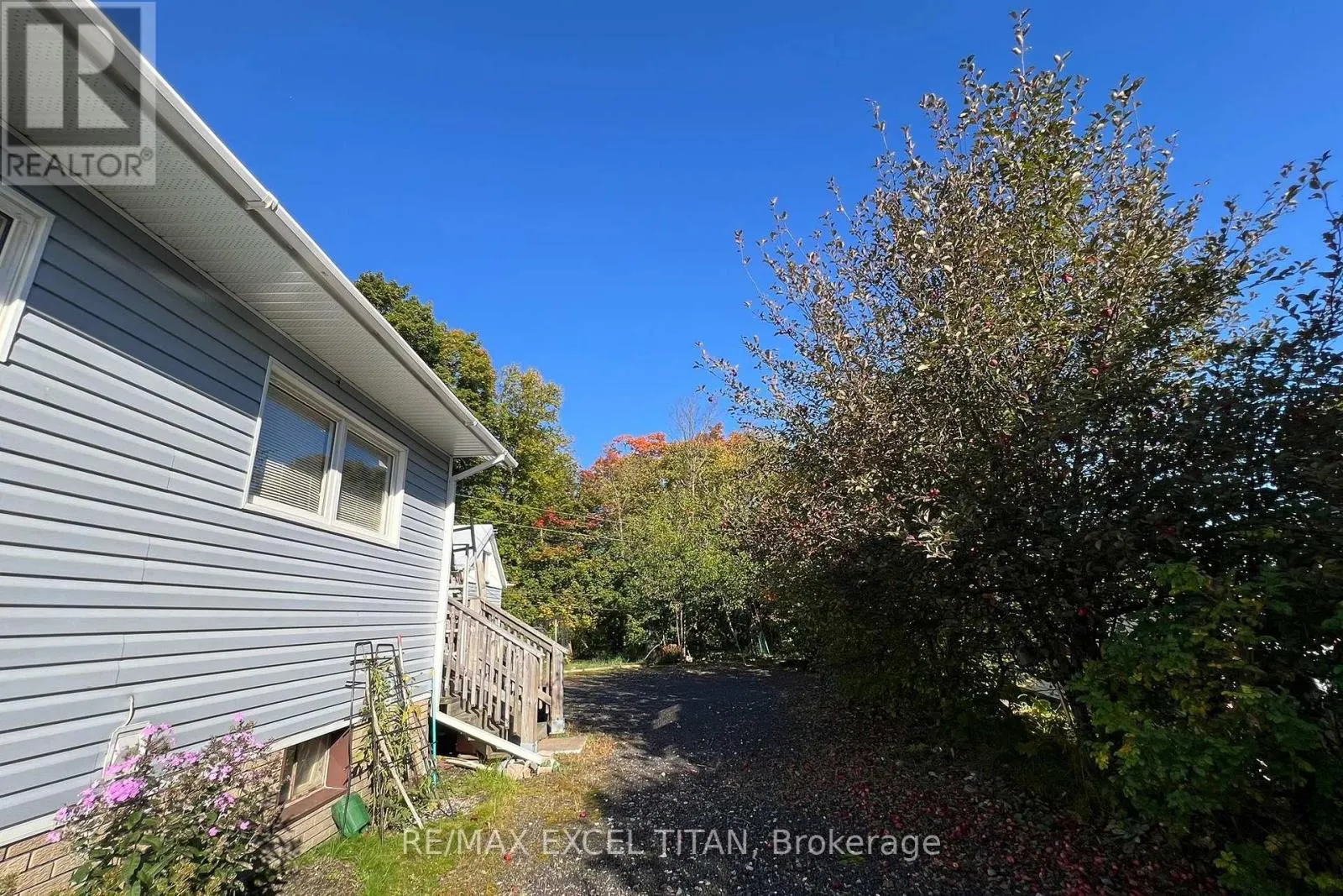 129 AXMITH AVENUE