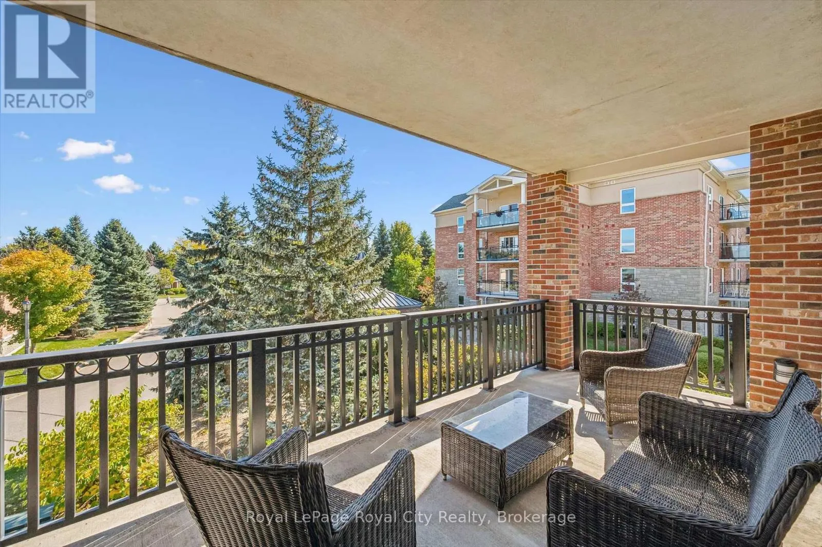 D205 - 71 BAYBERRY DRIVE, #D205