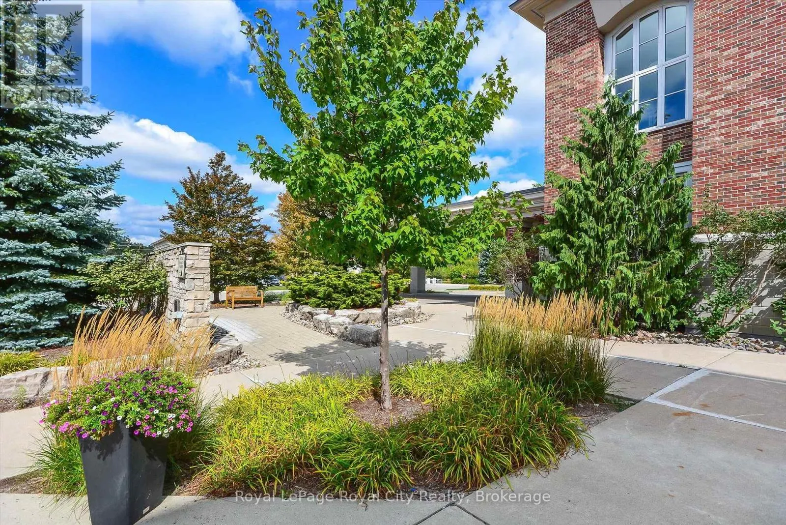D205 - 71 BAYBERRY DRIVE, #D205
