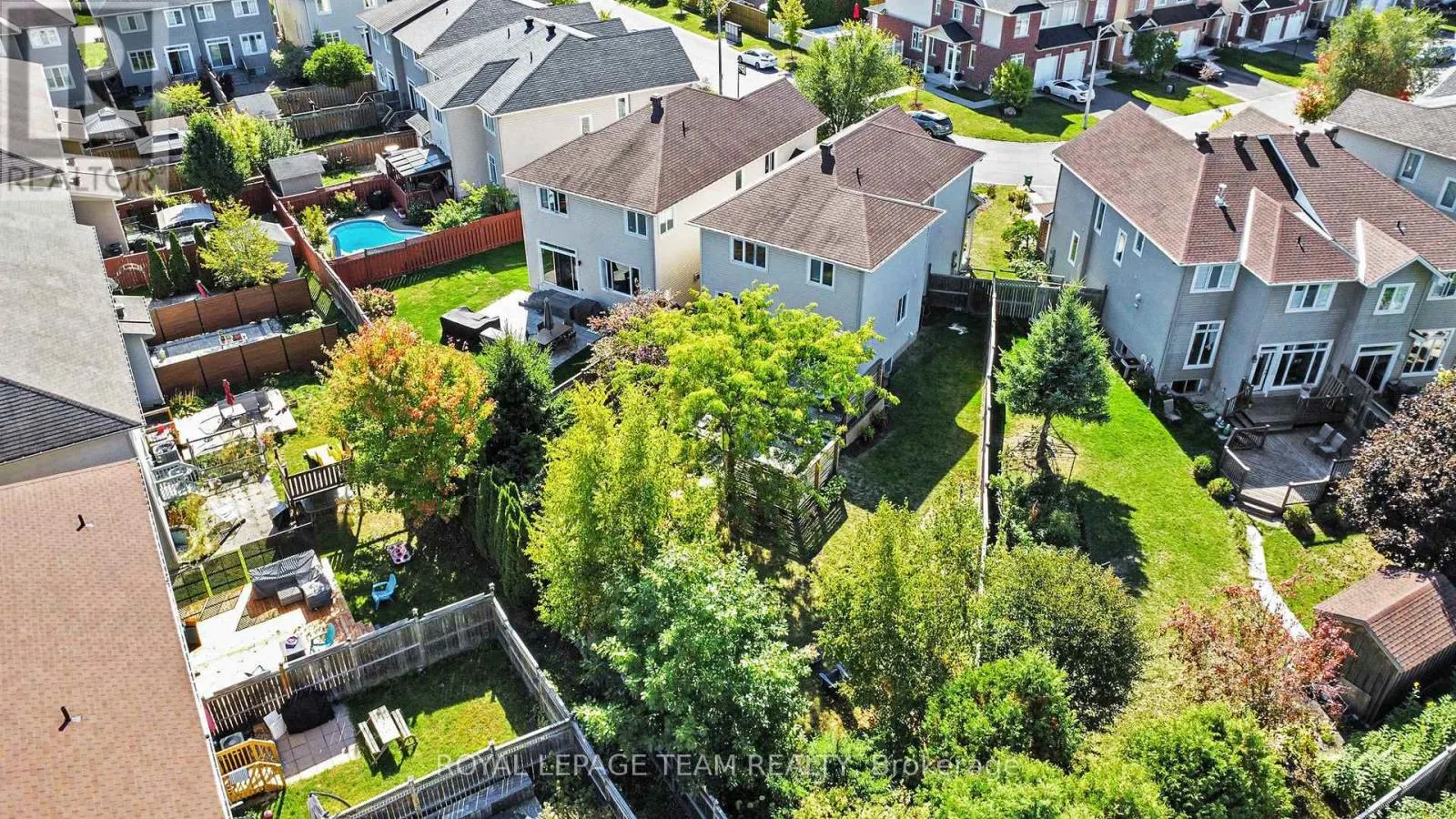 369 GLENBRAE AVENUE