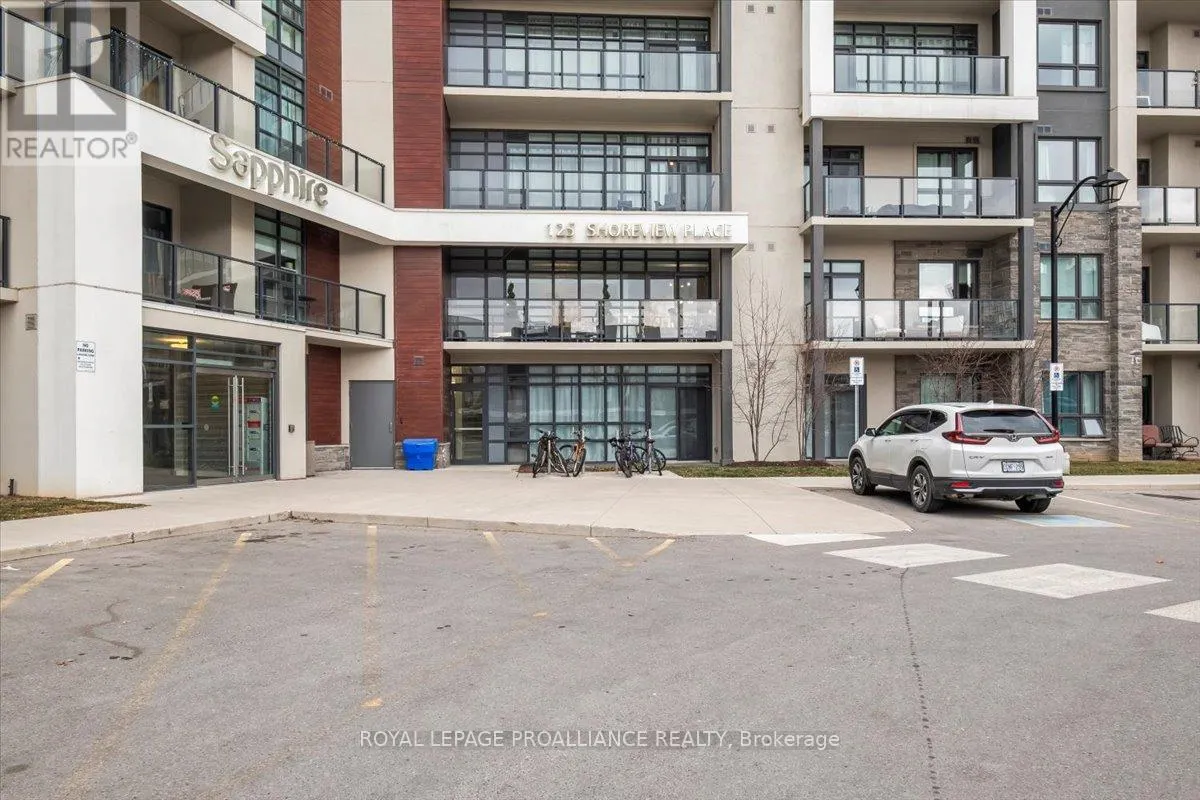 239 - 125 SHOREVIEW PLACE, #239