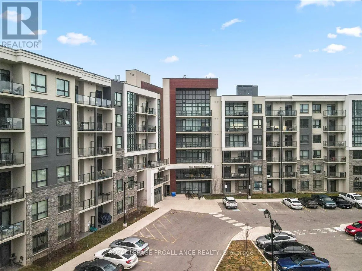 239 - 125 SHOREVIEW PLACE, #239