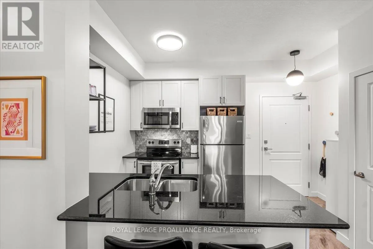 239 - 125 SHOREVIEW PLACE, #239