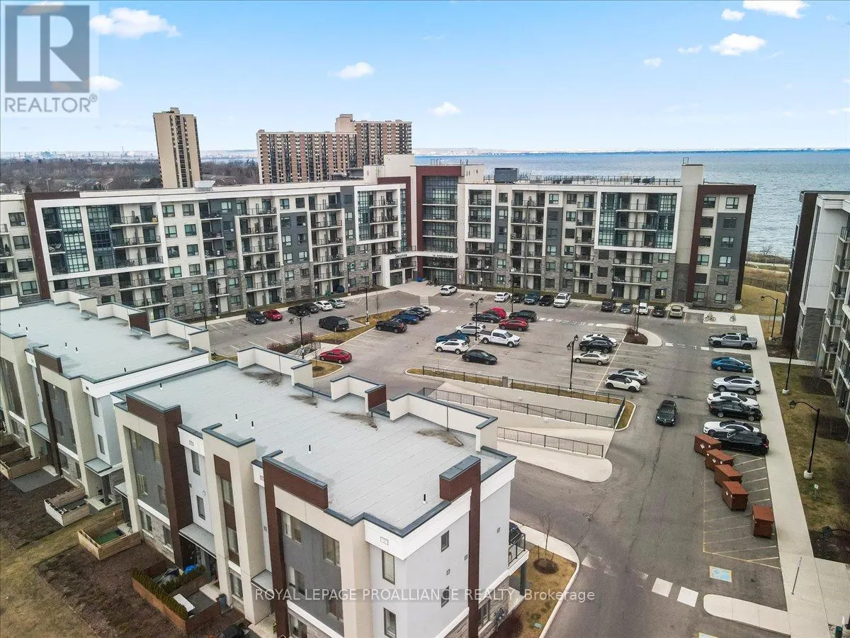 239 - 125 SHOREVIEW PLACE, #239