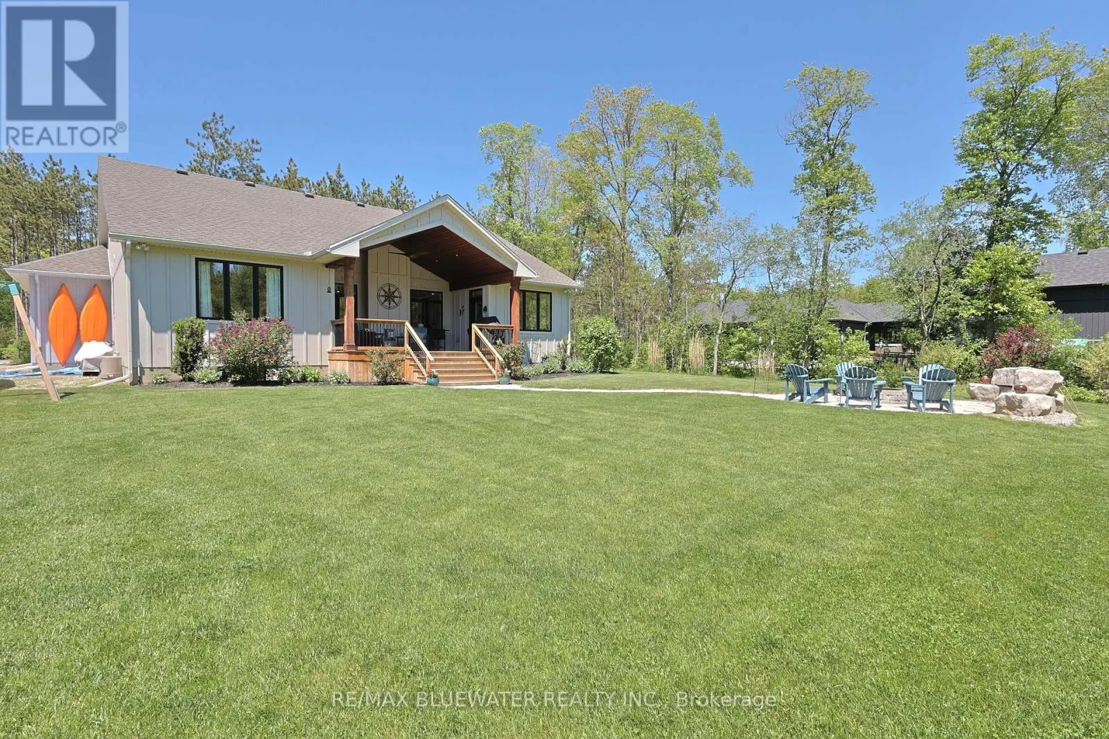 8437 GOOSEMARSH LINE