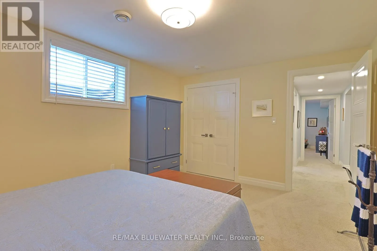 8437 GOOSEMARSH LINE