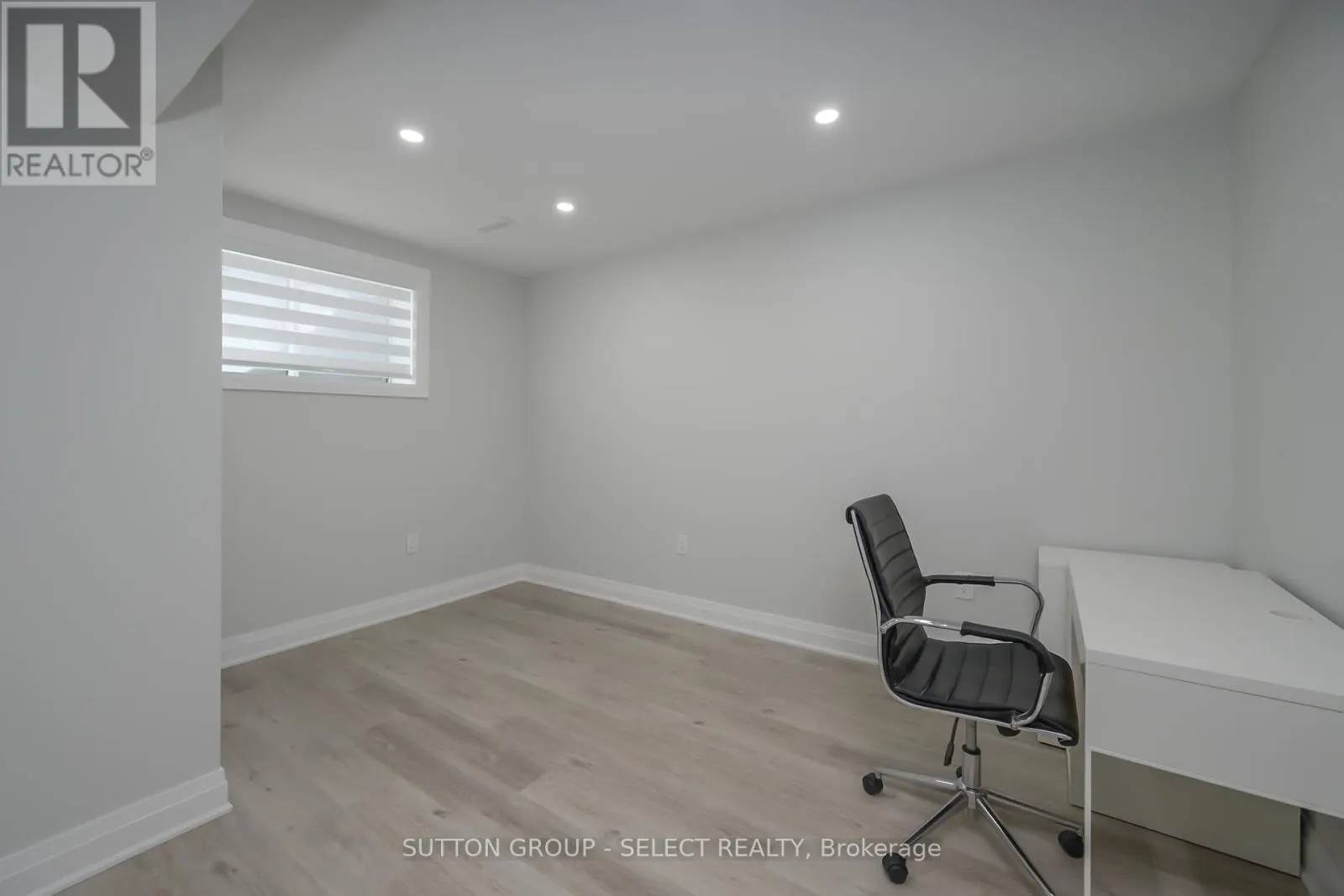77 - 383 DAVENTRY WAY, #77