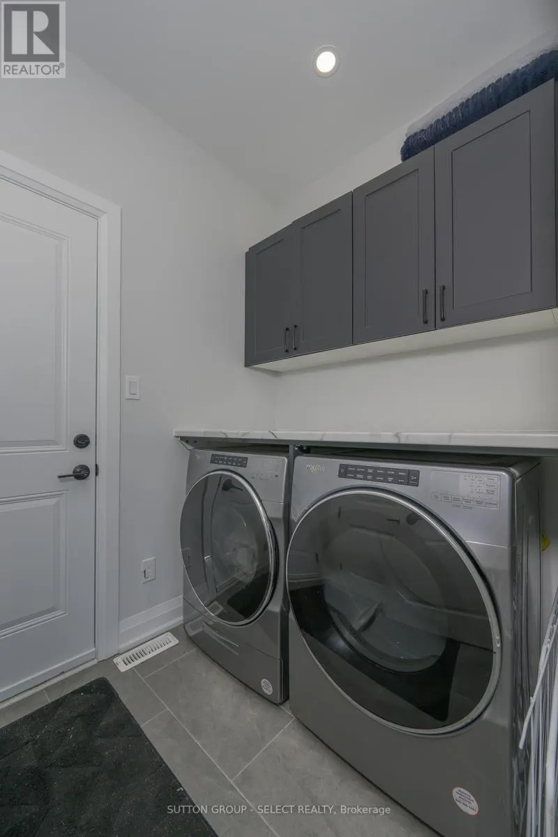 77 - 383 DAVENTRY WAY, #77