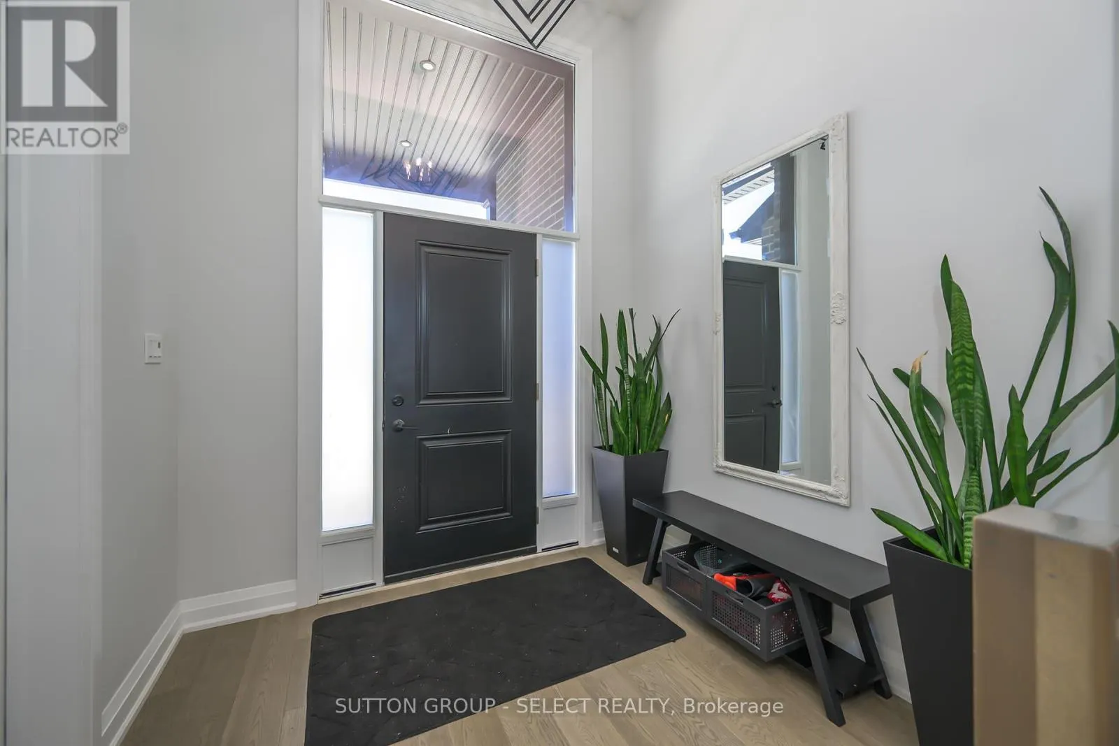 77 - 383 DAVENTRY WAY, #77