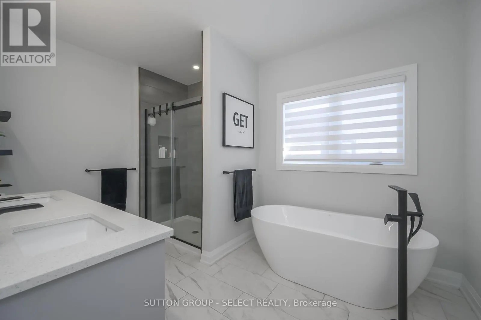 77 - 383 DAVENTRY WAY, #77