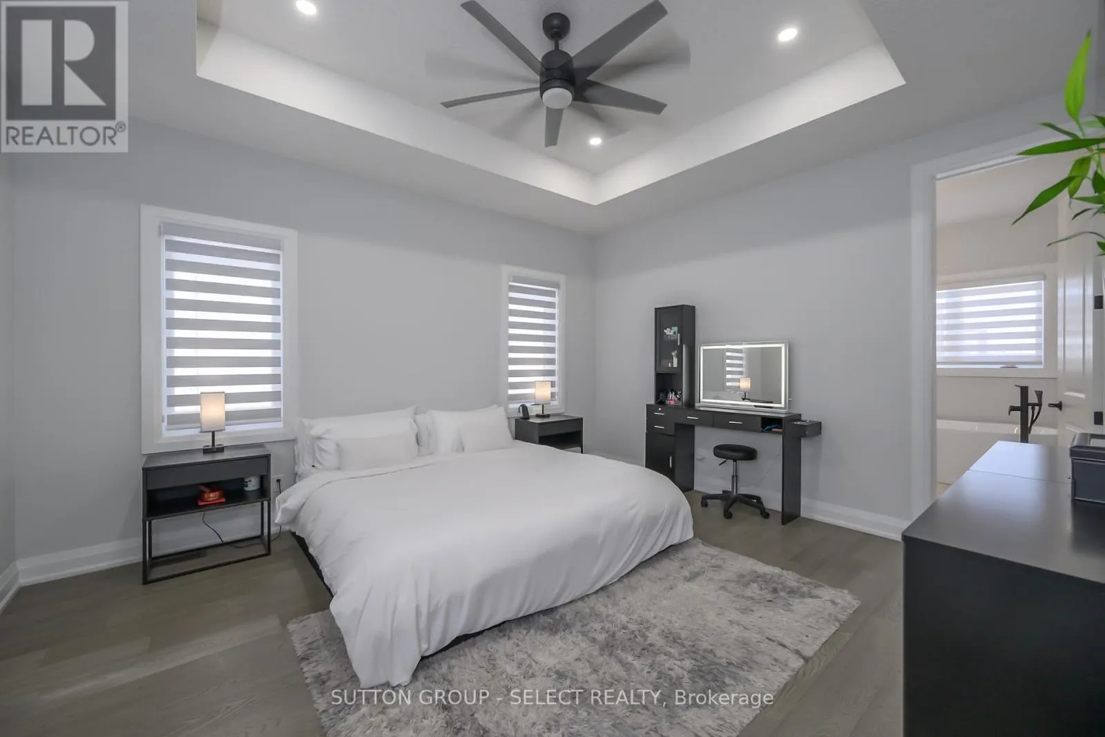 77 - 383 DAVENTRY WAY, #77