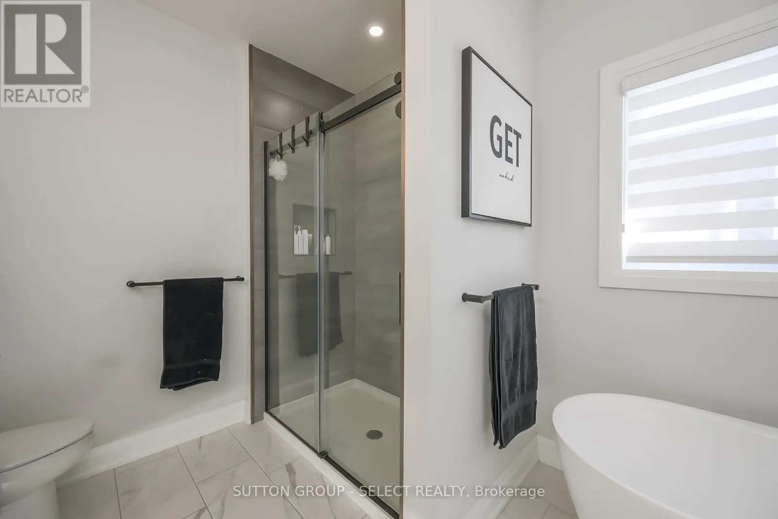 77 - 383 DAVENTRY WAY, #77