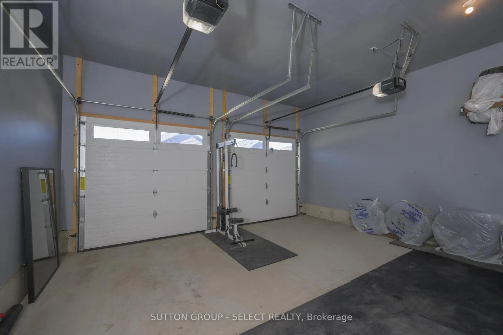77 - 383 DAVENTRY WAY, #77