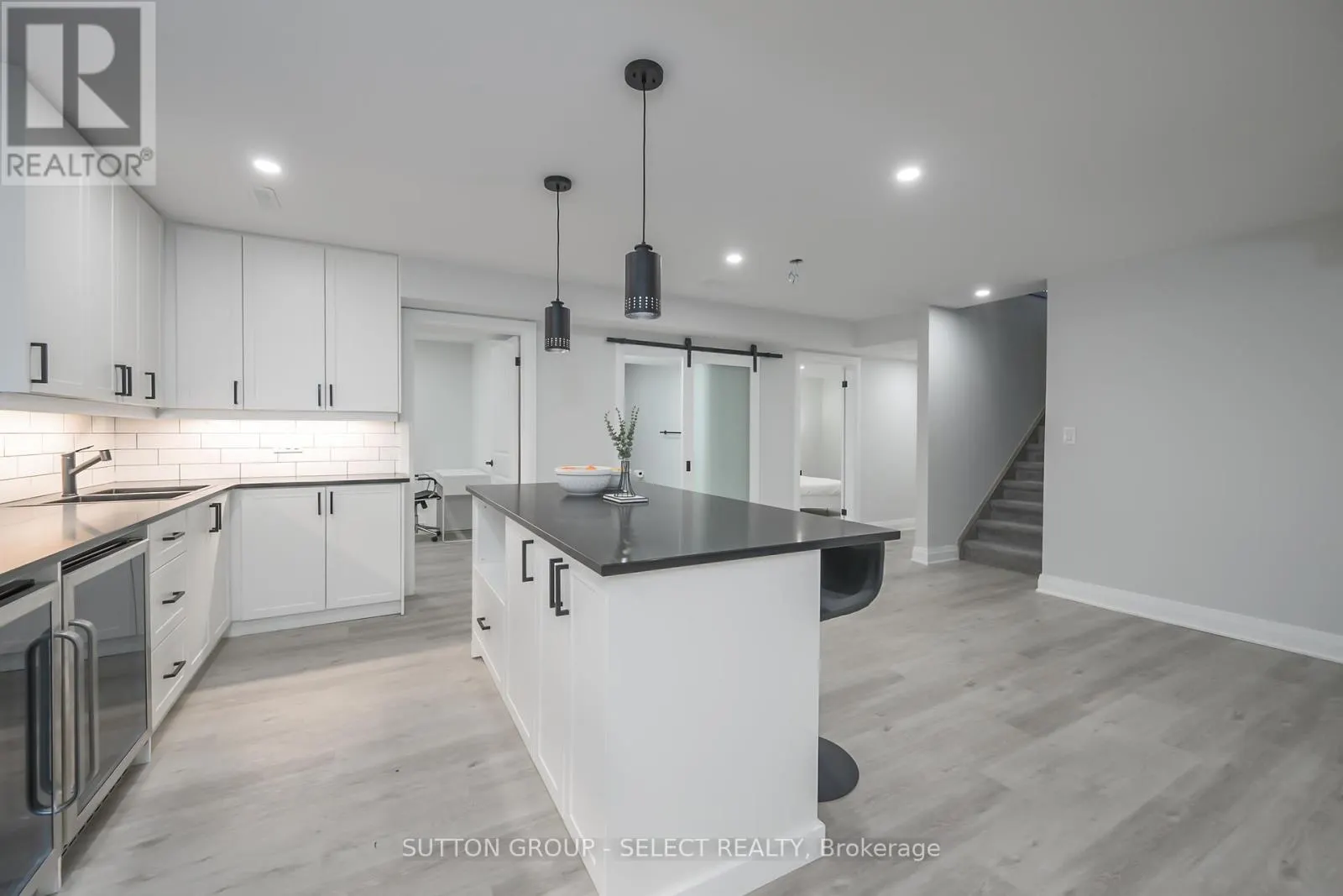 77 - 383 DAVENTRY WAY, #77