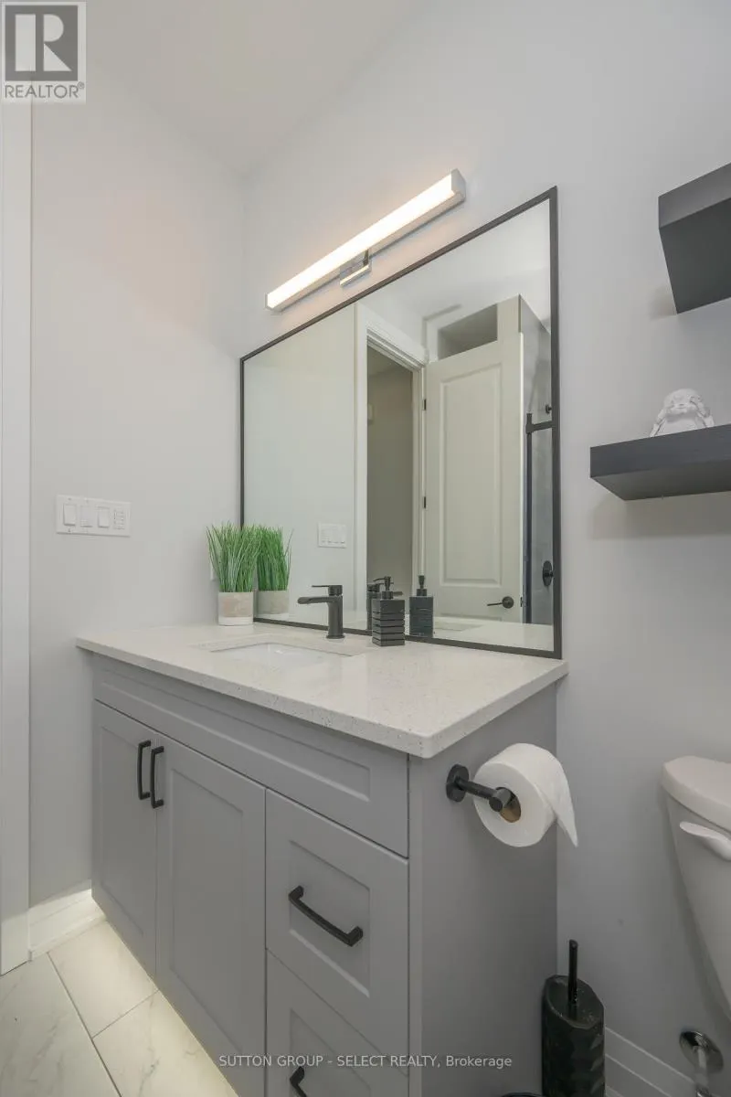 77 - 383 DAVENTRY WAY, #77
