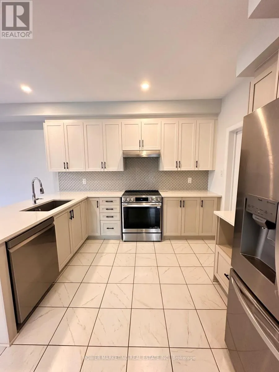 900 ATHENRY COURT