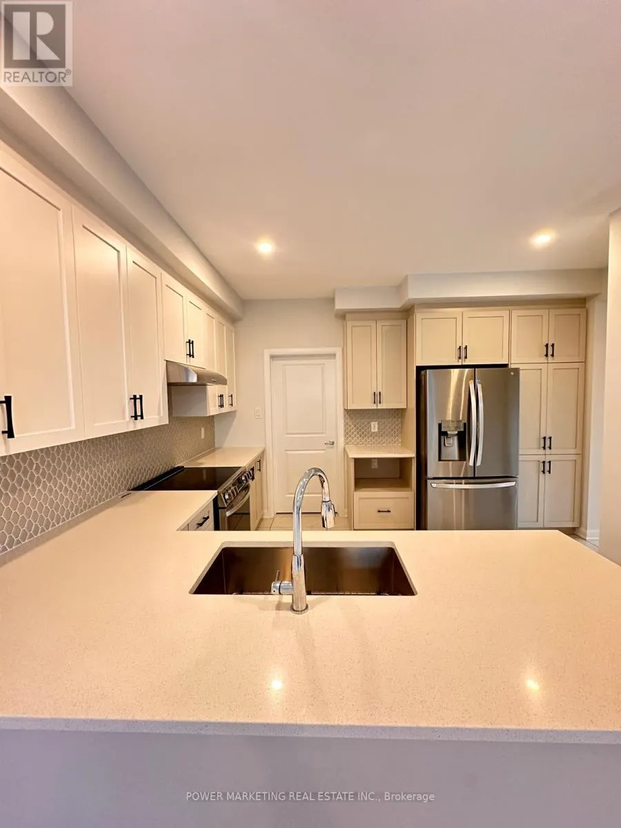 900 ATHENRY COURT