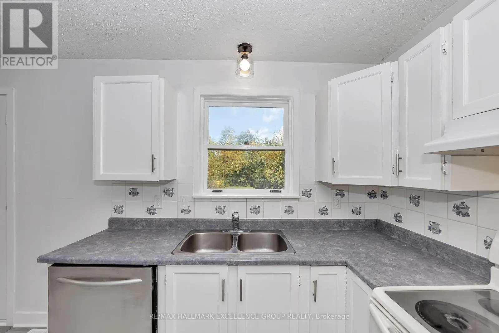 3031 MARLIN ROAD