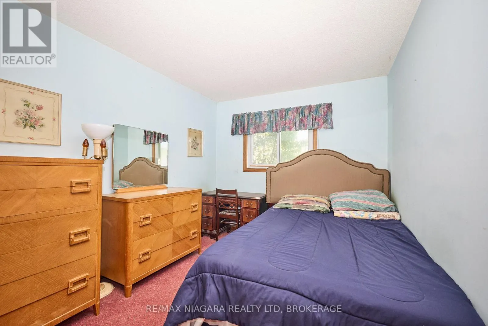 506 WALDEN BOULEVARD