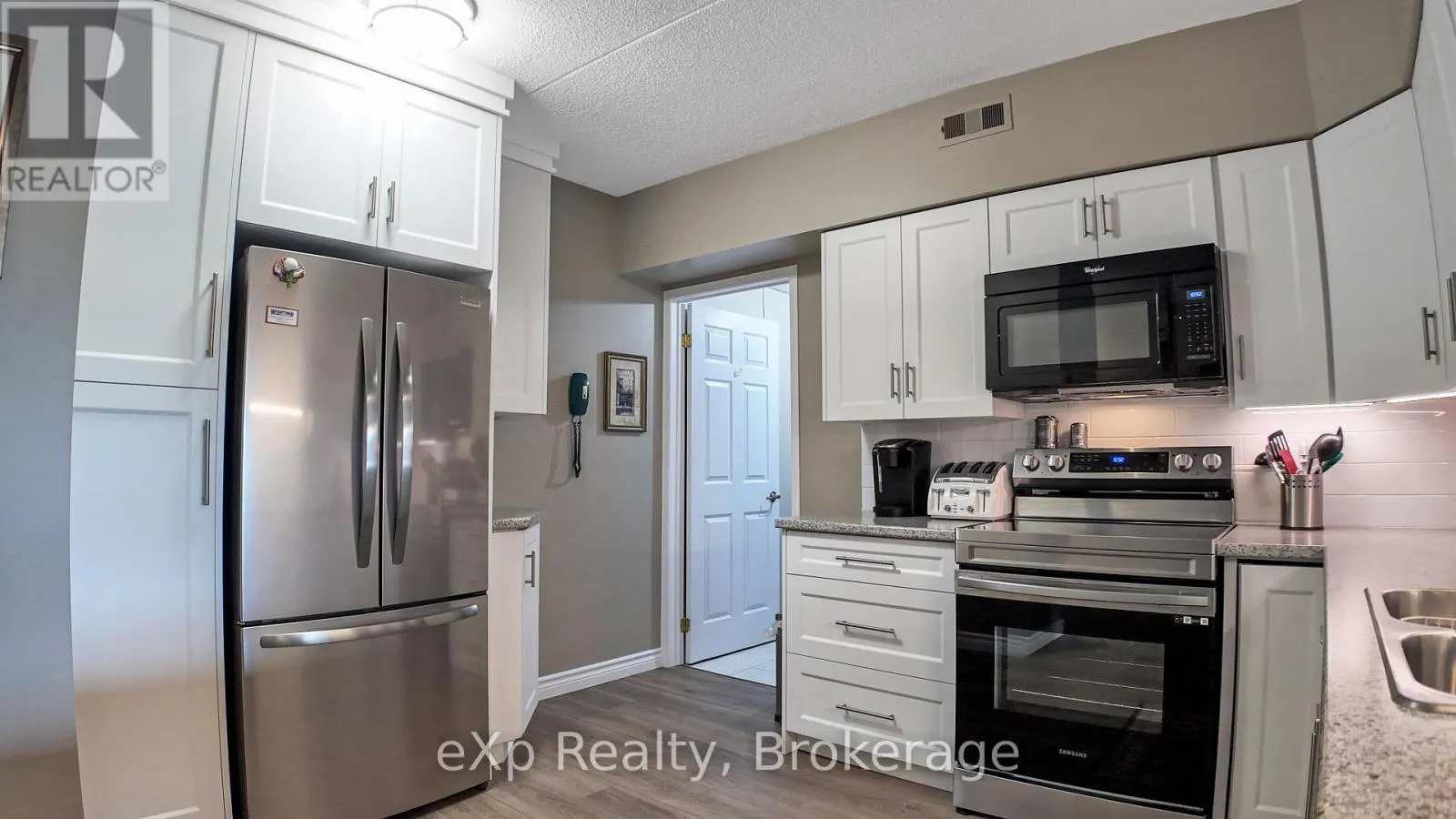405 - 203 MCNAB STREET, #405