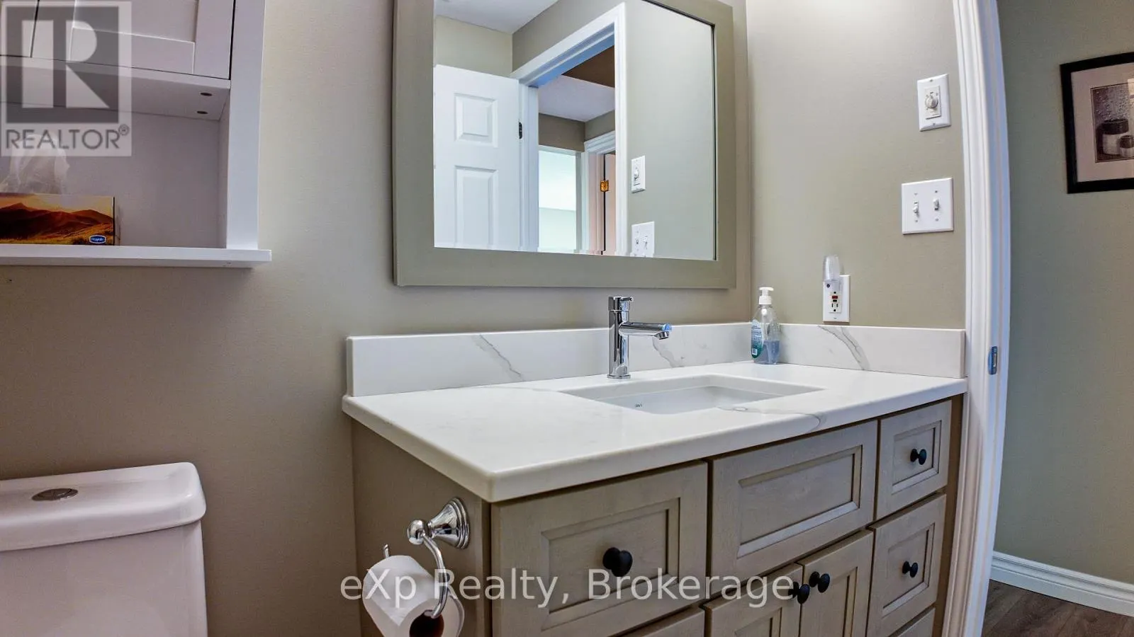 405 - 203 MCNAB STREET, #405