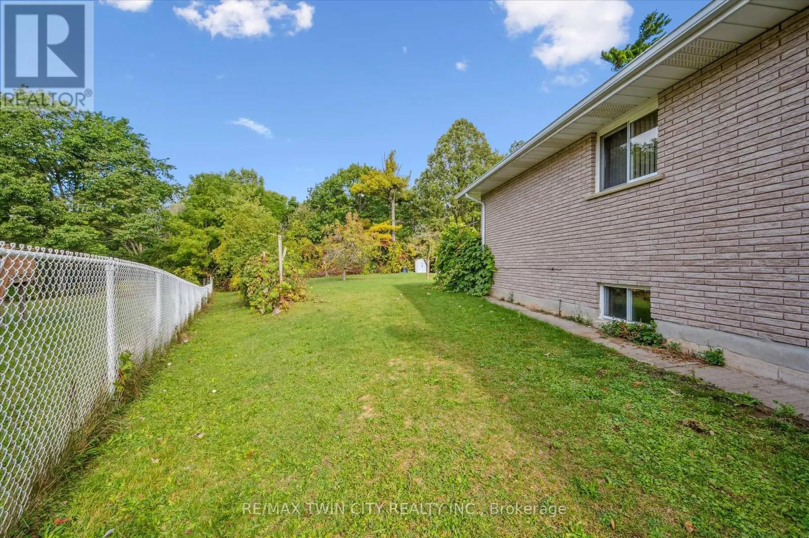 42 AZORES CRESCENT