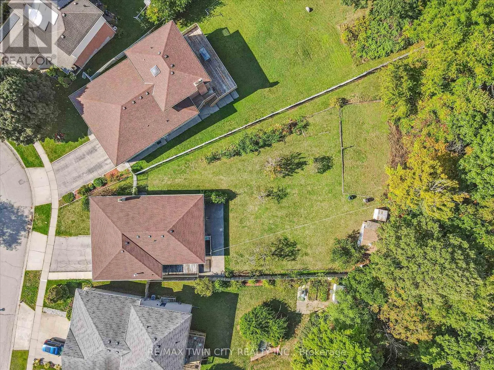 42 AZORES CRESCENT