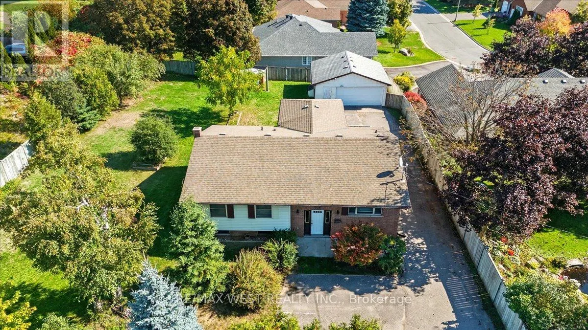 816 BREALEY DRIVE