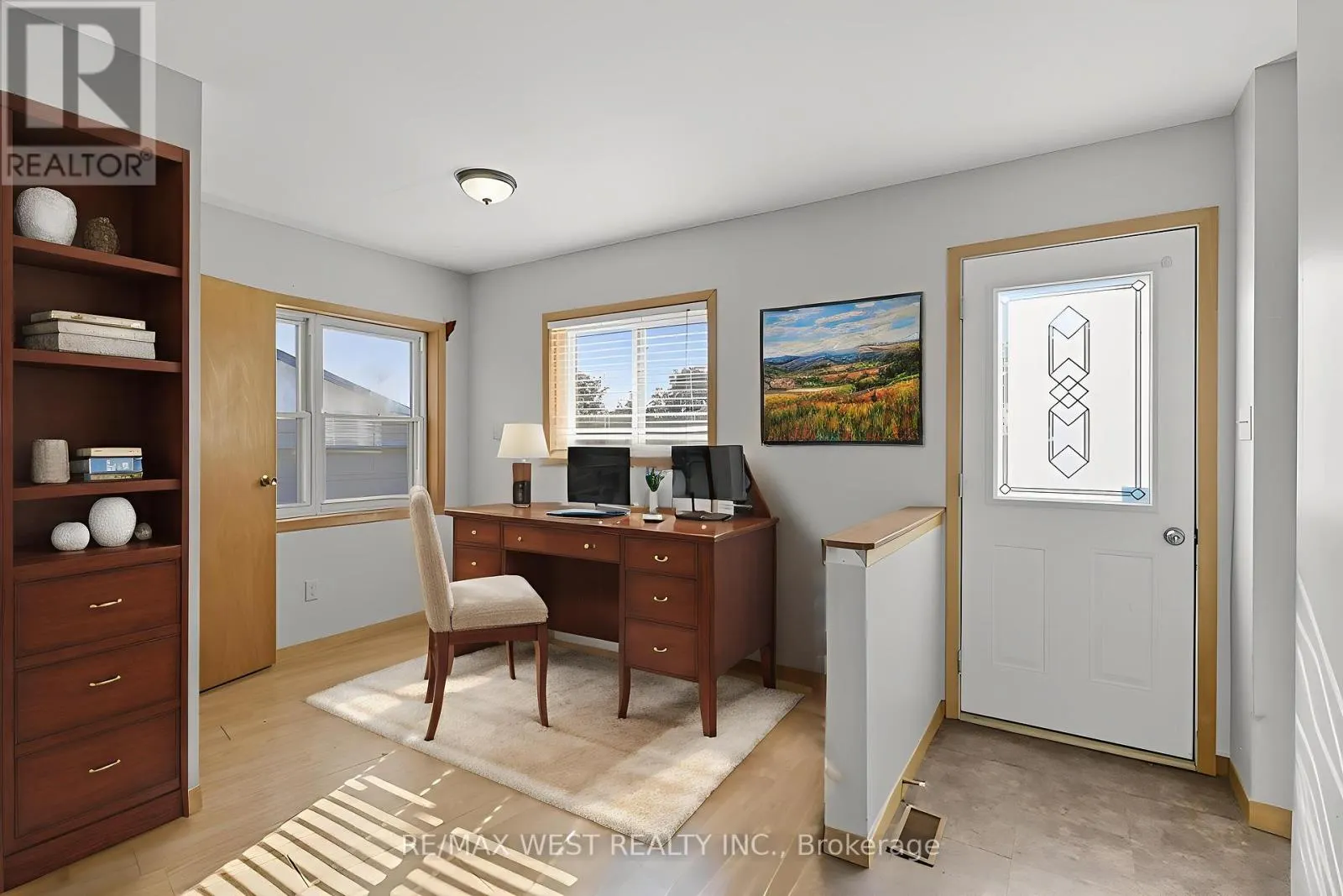 816 BREALEY DRIVE