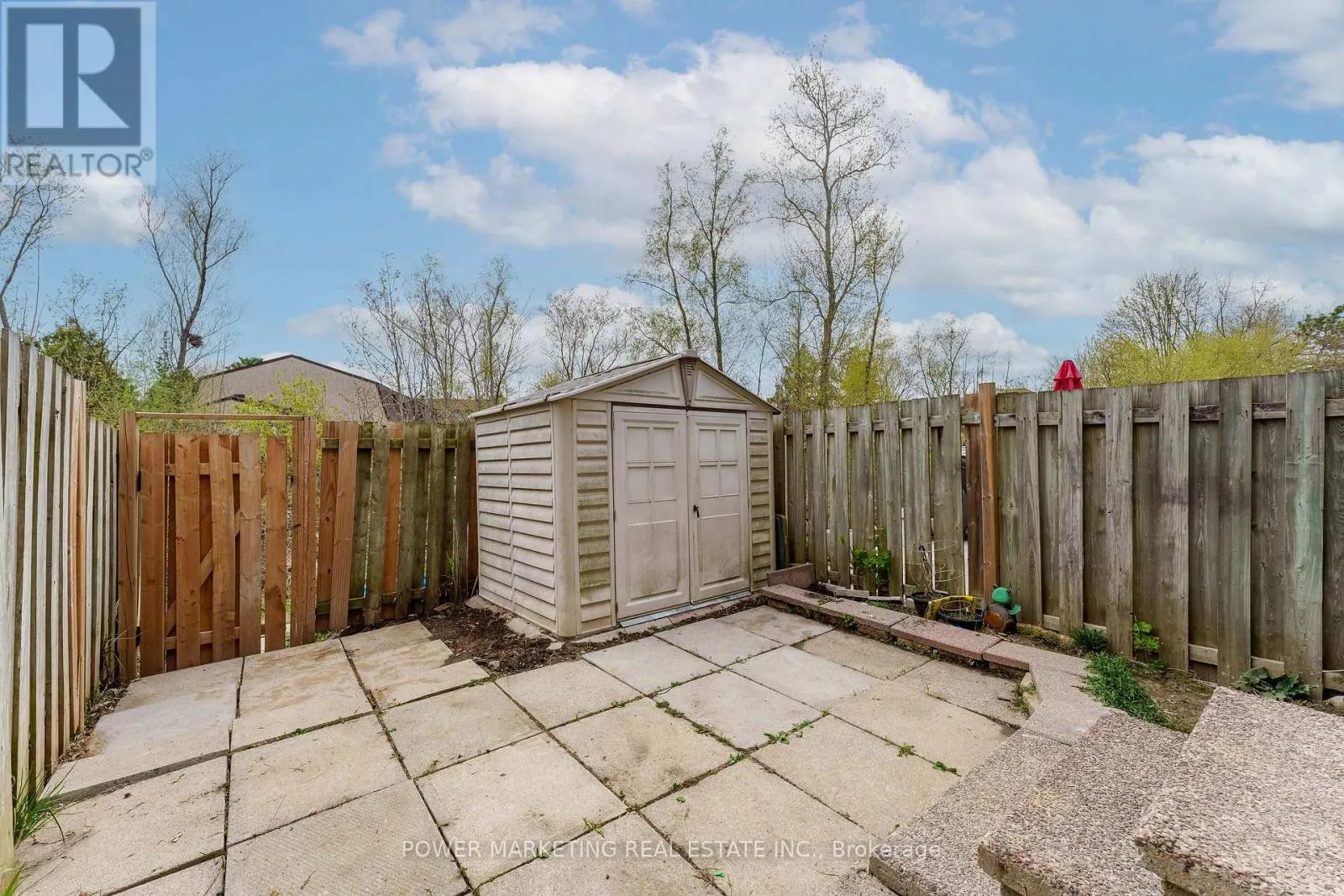 1566 FEATHER LANE
