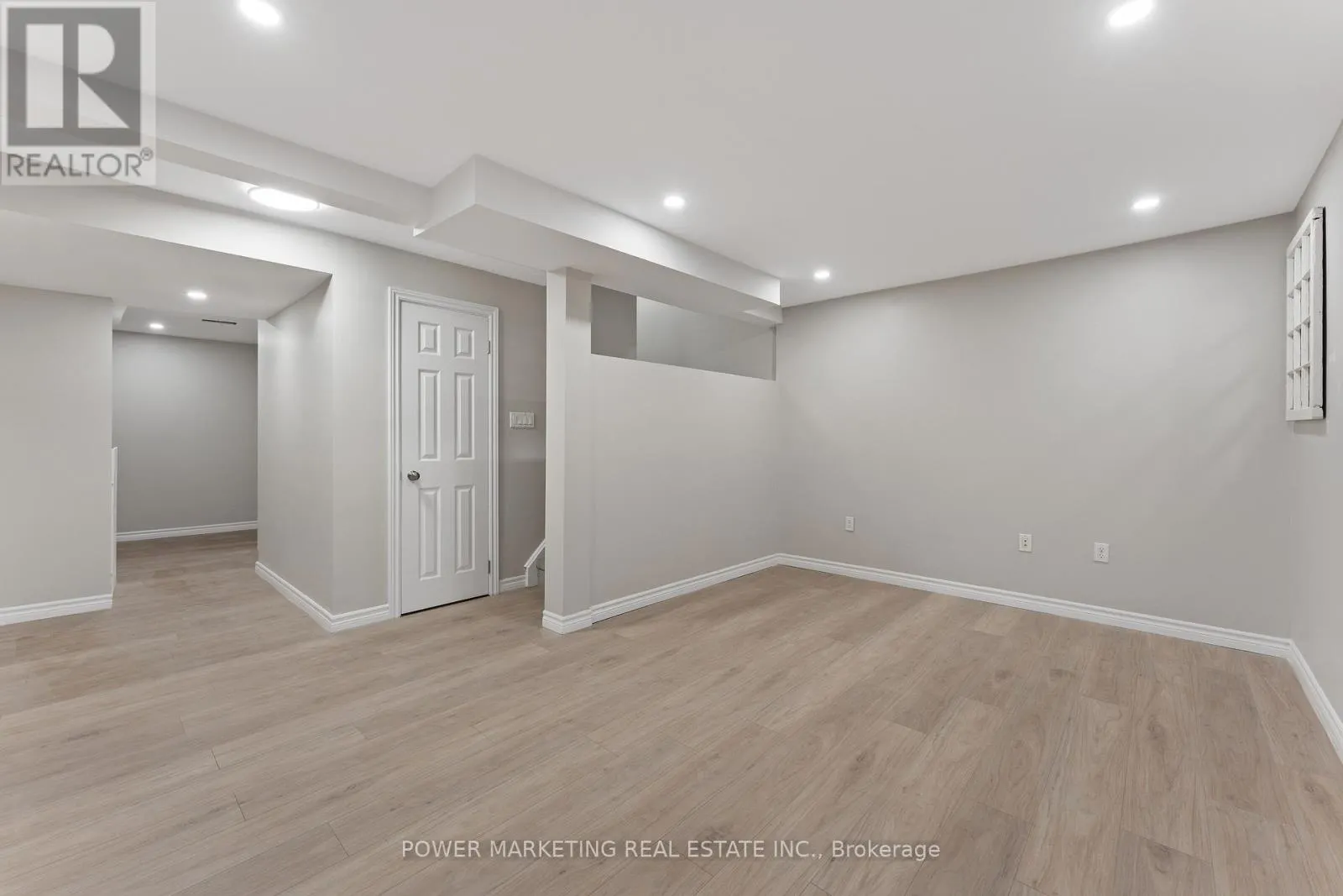1566 FEATHER LANE