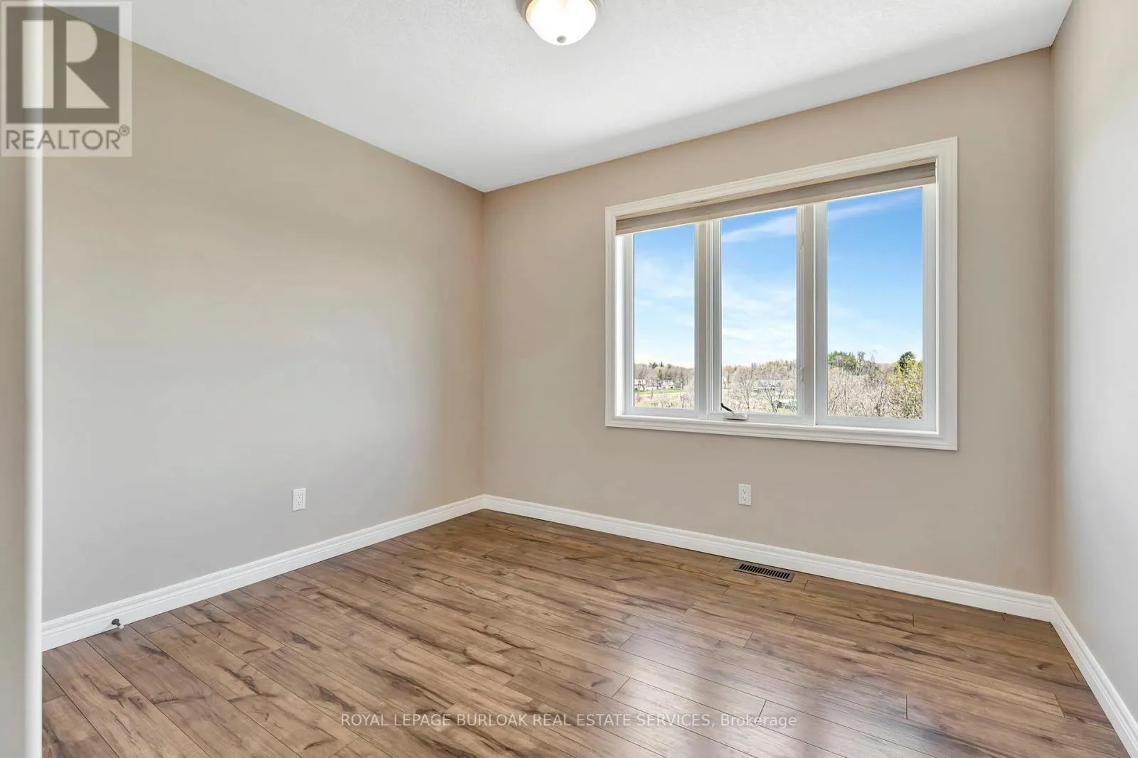 70 GOVERNORS ROAD E