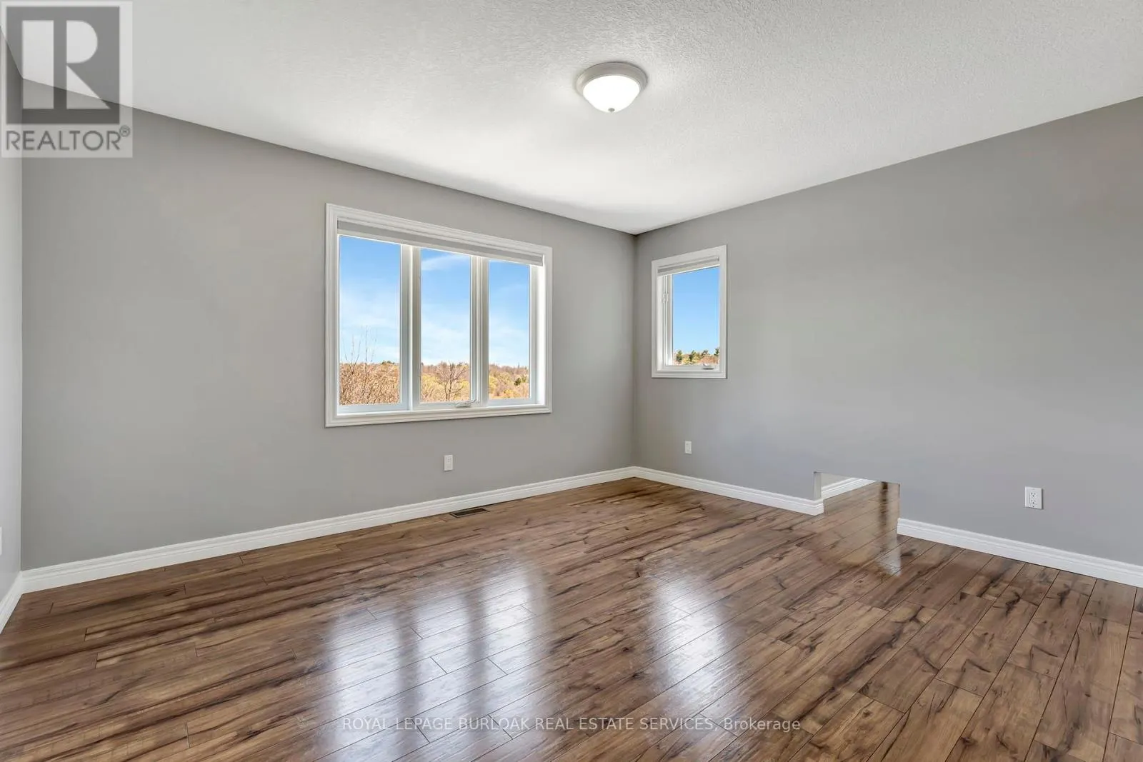 70 GOVERNORS ROAD E