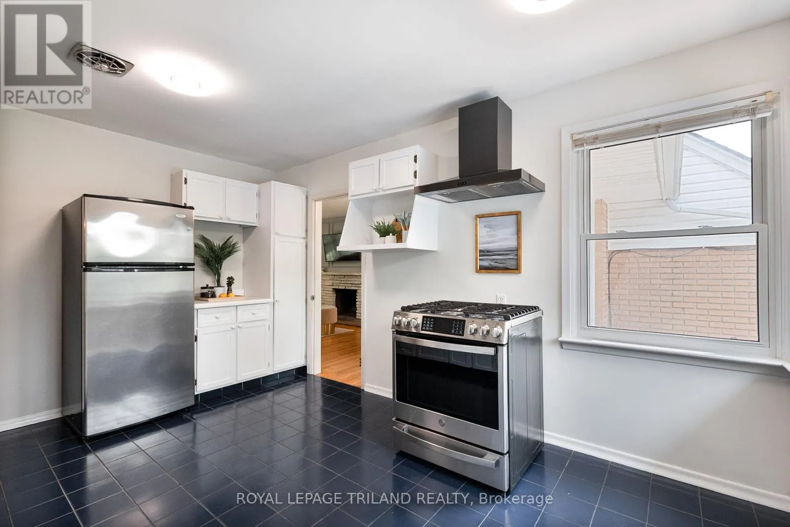 1631 KATHRYN DRIVE