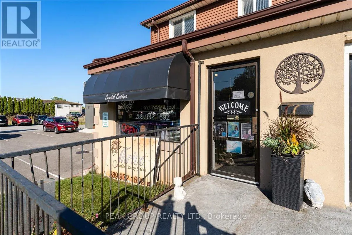 4386 DRUMMOND ROAD