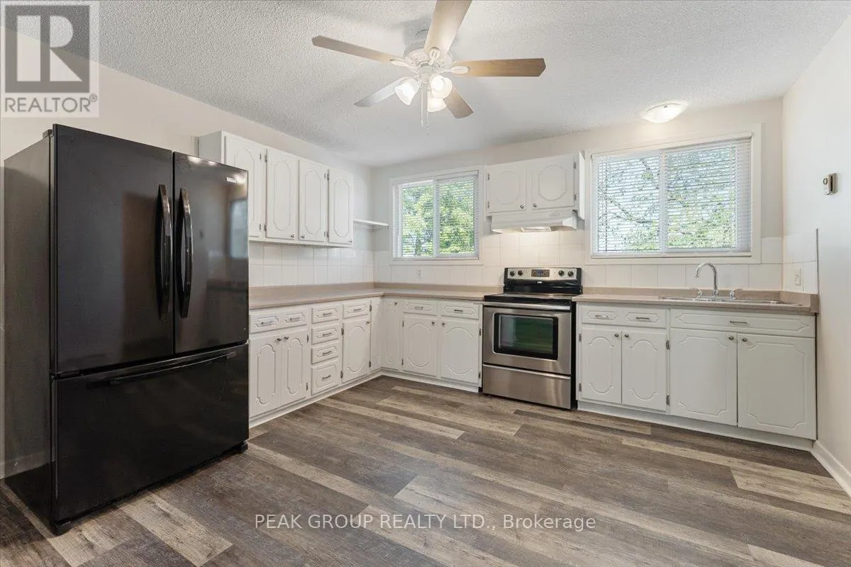4386 DRUMMOND ROAD