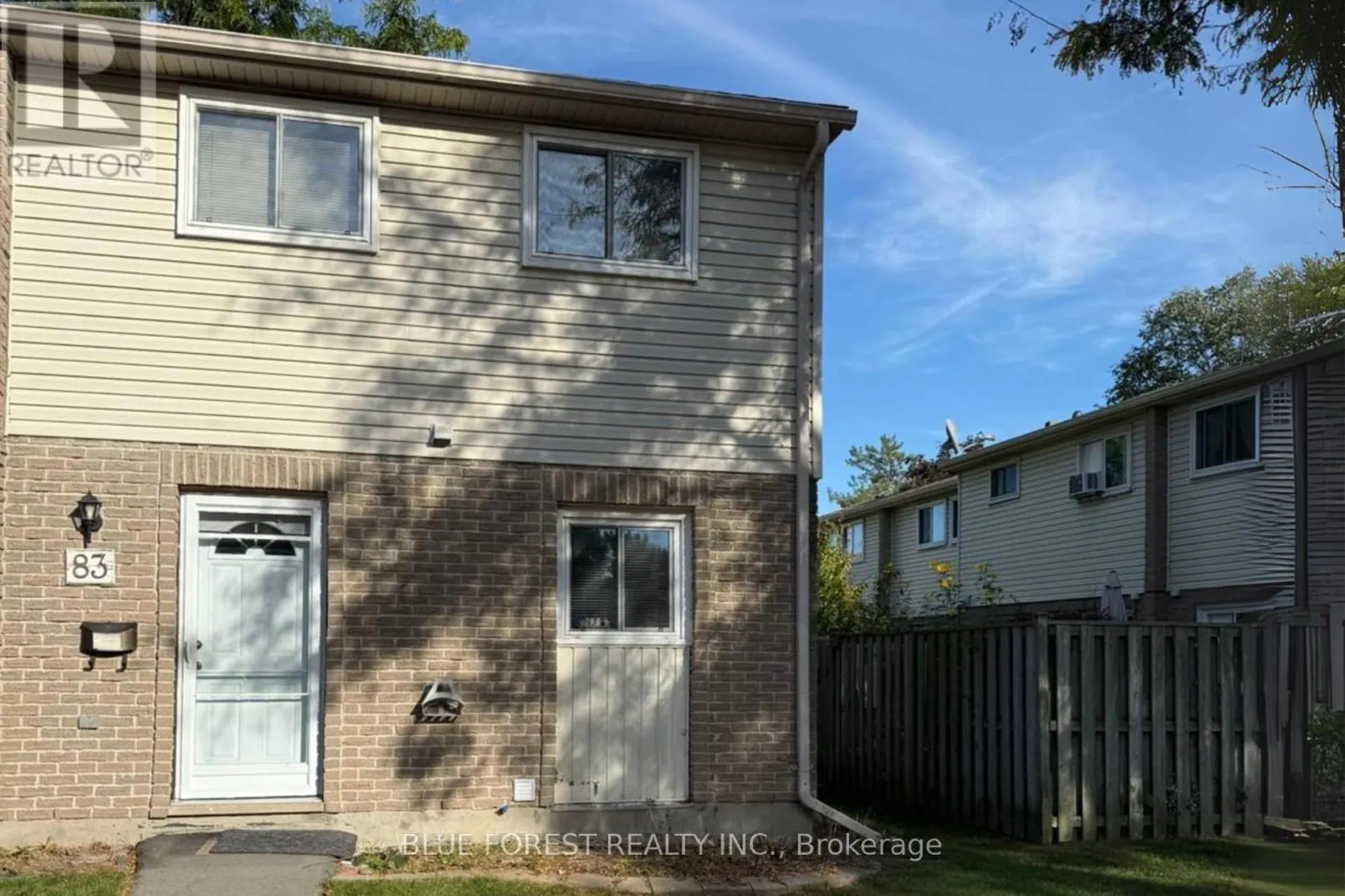 83 - 166 SOUTHDALE ROAD W, #83