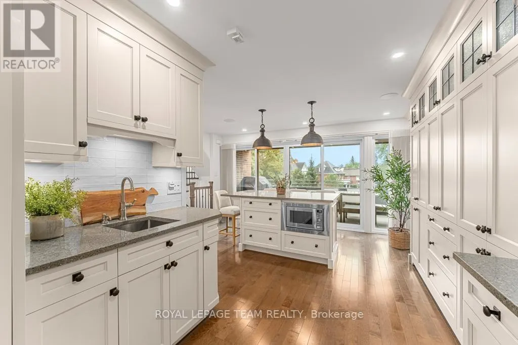 30 BELVEDERE CRESCENT