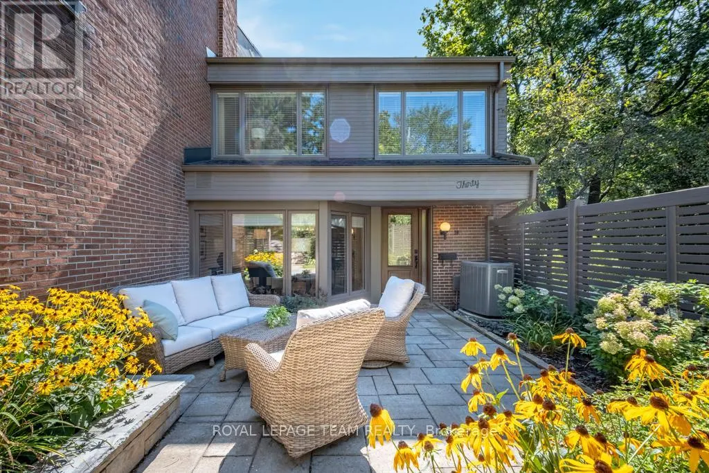 30 BELVEDERE CRESCENT