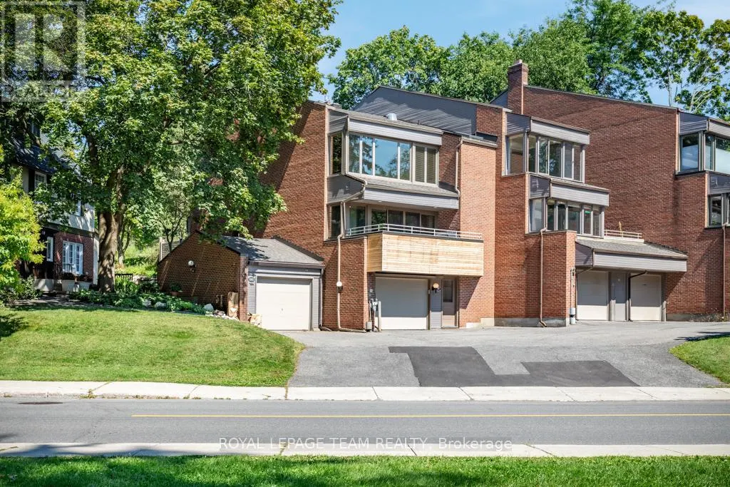 30 BELVEDERE CRESCENT